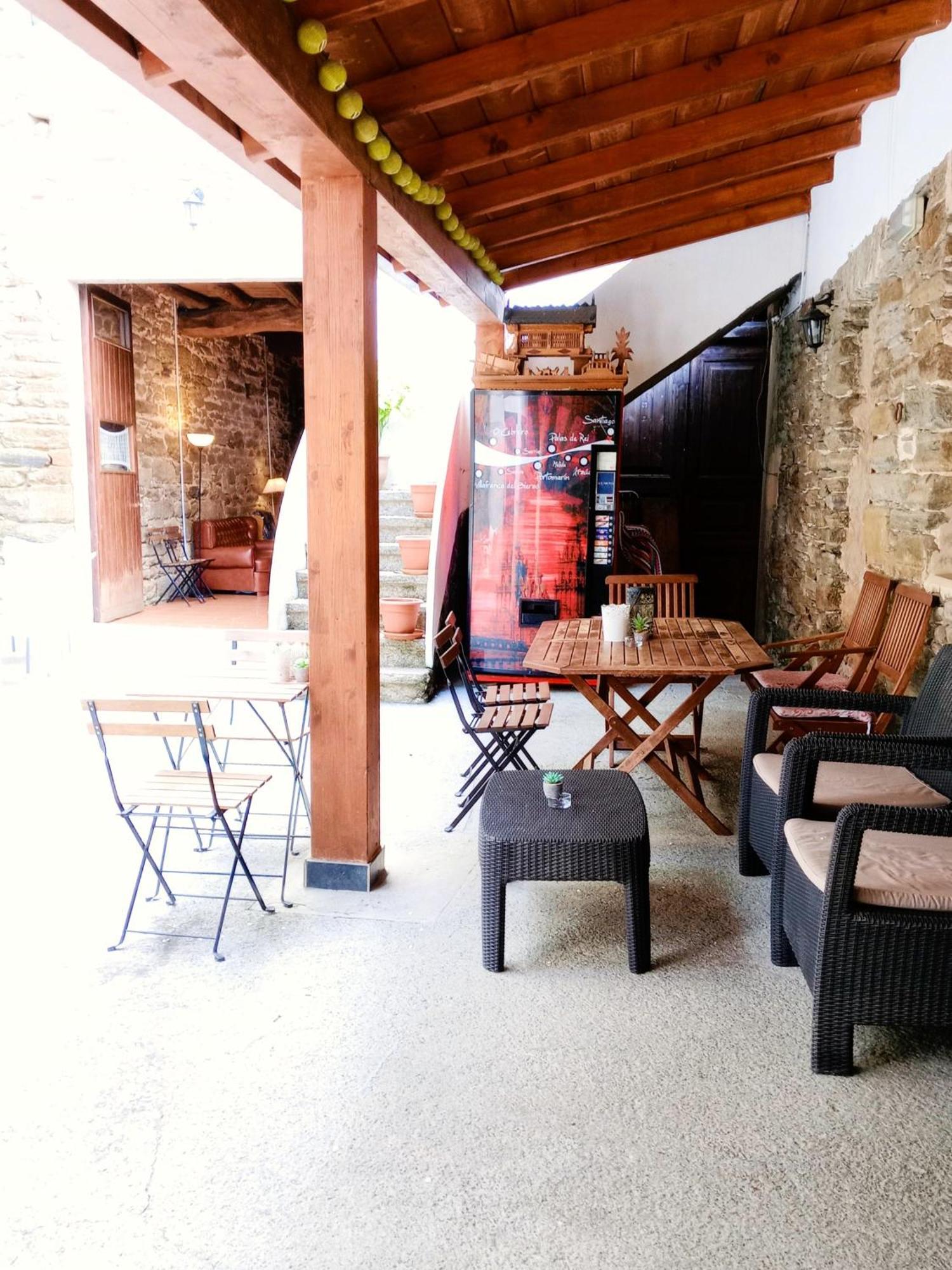 Albergue San Lazaro Sarria Exterior foto