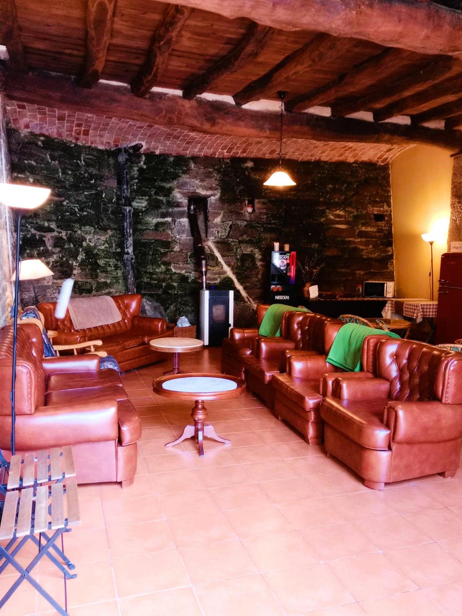 Albergue San Lazaro Sarria Exterior foto