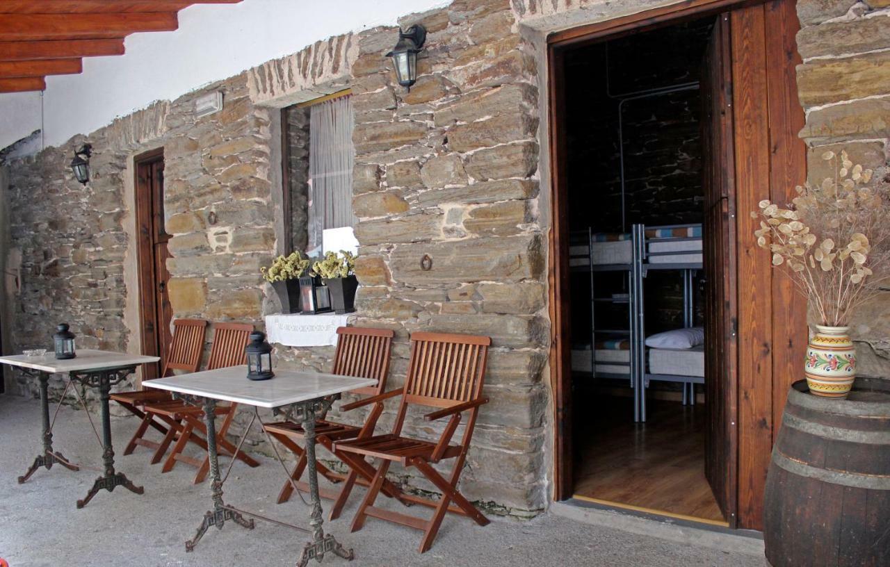 Albergue San Lazaro Sarria Exterior foto