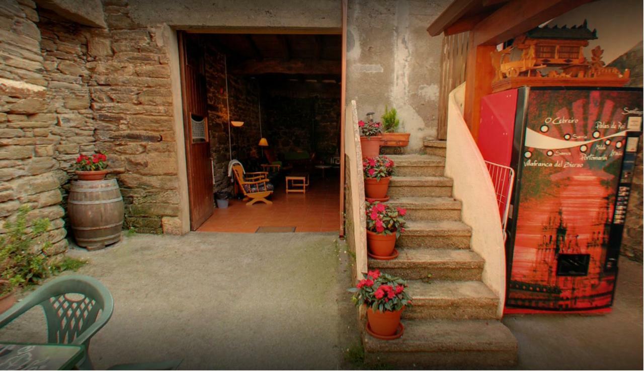 Albergue San Lazaro Sarria Exterior foto